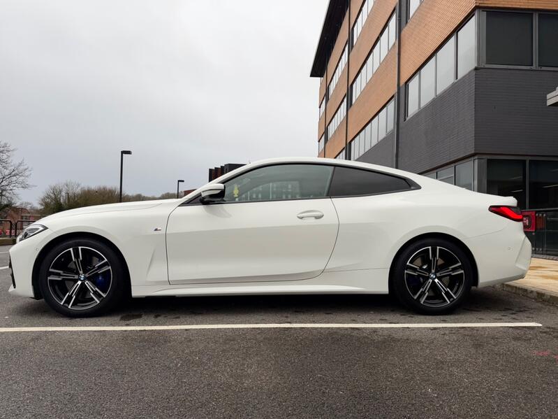 BMW 4 SERIES