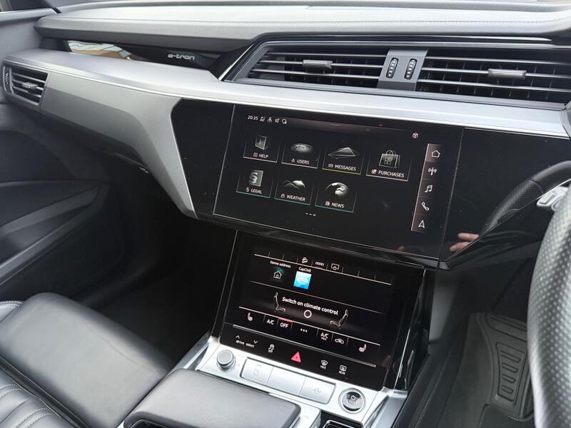 AUDI E-TRON
