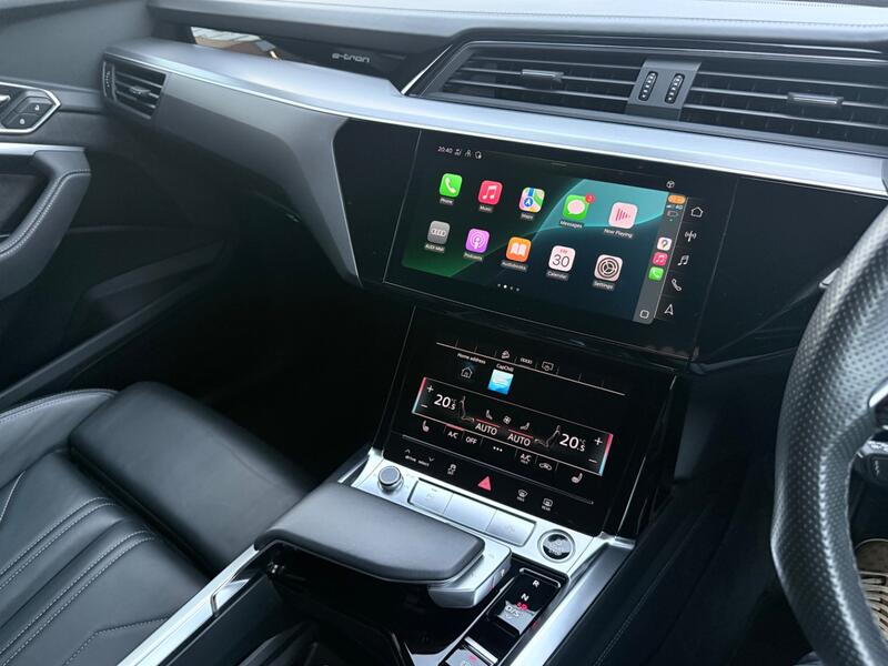 AUDI E-TRON