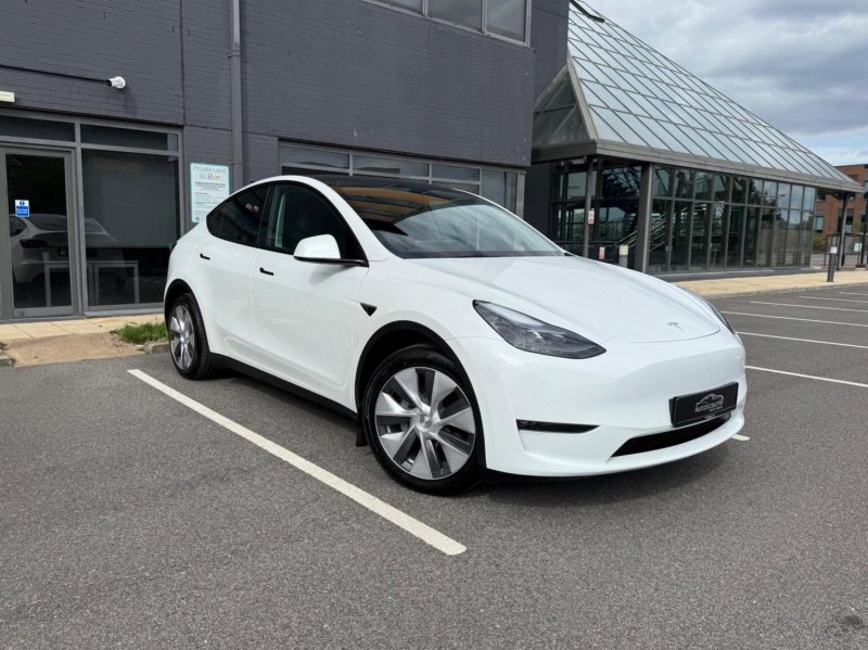 TESLA MODEL Y (Dual Motor) Long Range Auto 4WDE 5dr