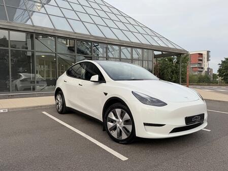 TESLA MODEL Y (Dual Motor) Long Range