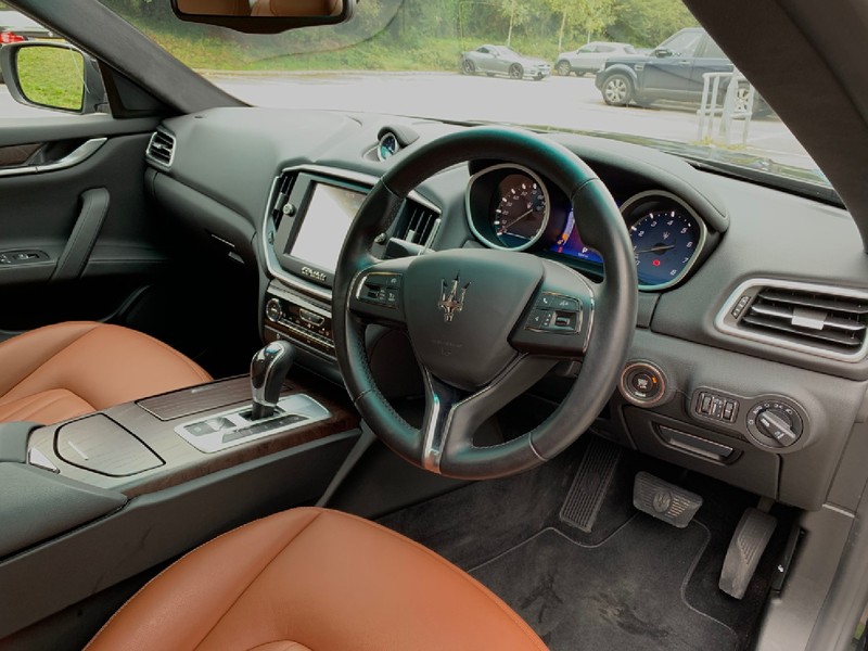 MASERATI GHIBLI