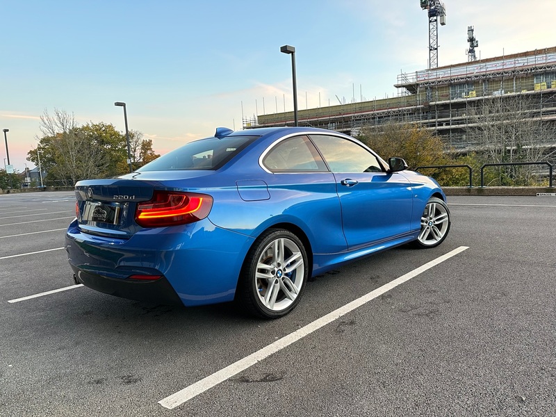 BMW 2 SERIES
