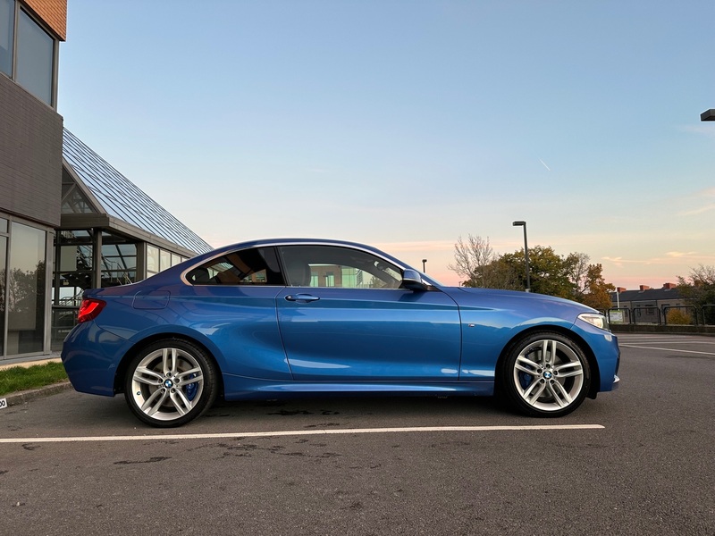 BMW 2 SERIES