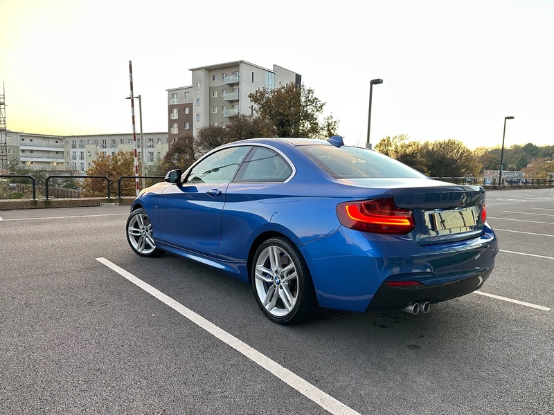 BMW 2 SERIES
