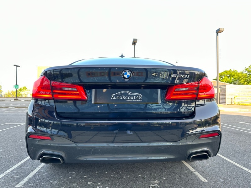 BMW 5 SERIES